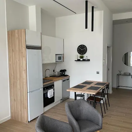 San Vicente 6, 2ºa アパート