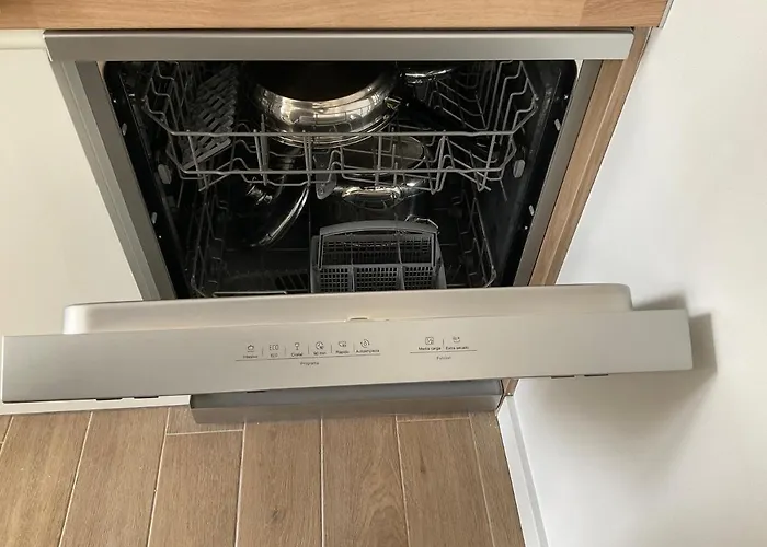 San Vicente 6, 2ºa * Vigo