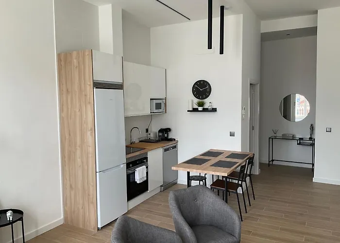 San Vicente 6, 2ºa 公寓